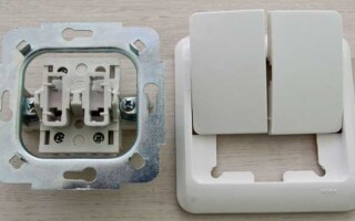 How to connect a two-way switch yourself