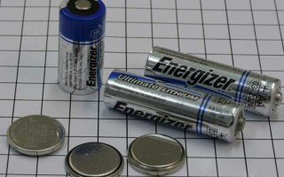 What is a lithium ion battery - device and types