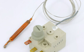 What is a thermostat and how it works