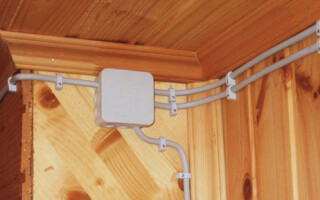 Wiring a wooden house with their own hands - step by step instructions