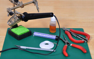 How to solder two wires with a soldering iron correctly?