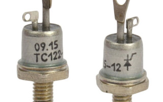 What is a triac and how to control the load with it