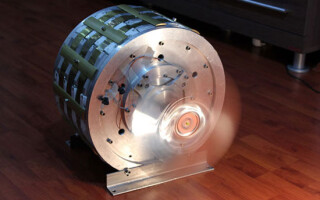 What is a magnetic motor and how to make it with my own hands?