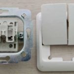 How do I connect a grounded outlet?