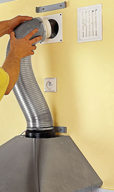 How to properly place outlets in the kitchen - height, number and placement