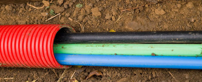 How to lay a power cable in the ground