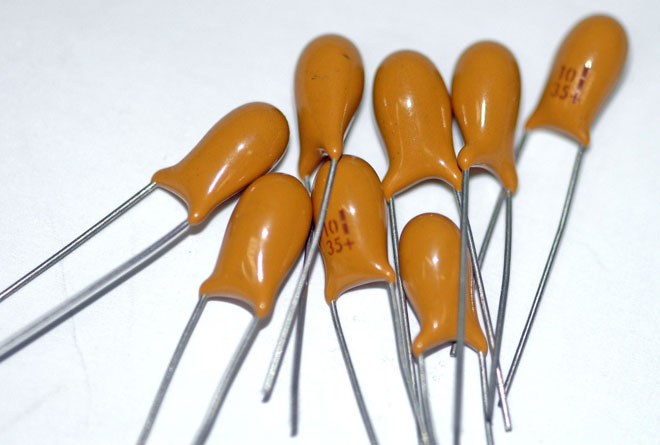 What is a capacitor, types of capacitors and their applications