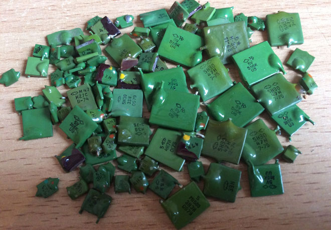 How to decipher the capacitor marking and find out its capacity?