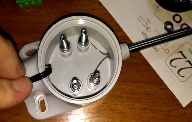 What is a thermocouple, principle of operation, basic types and types