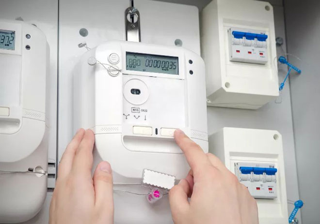 What is the correct way to read an electricity meter?