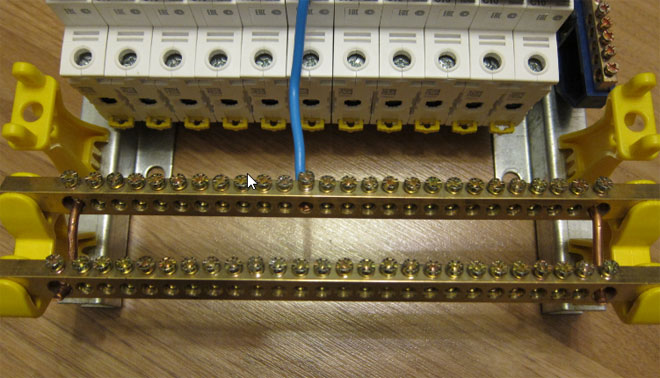 How to assemble an electrical distribution box for the apartment