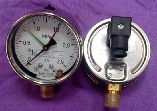 What is an electric contact pressure gauge, purpose, working principle, connection diagram and review of popular models