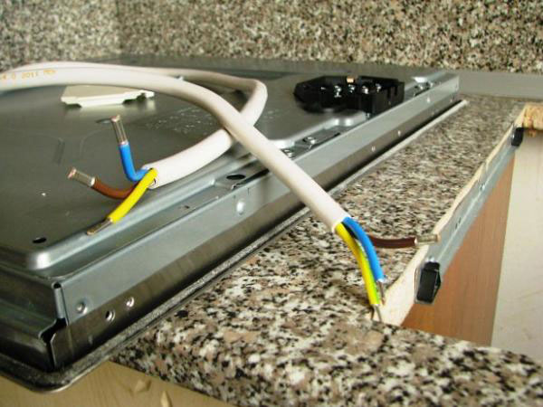 How to connect an electric hob and oven: choice of cable, socket and plug, automatic circuit breaker and wiring diagrams