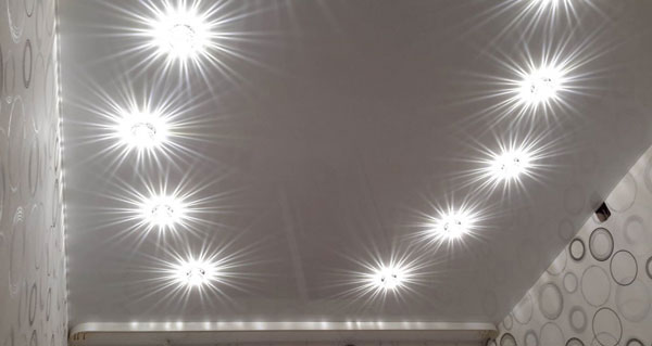 How to correctly place spotlights on the suspended ceiling