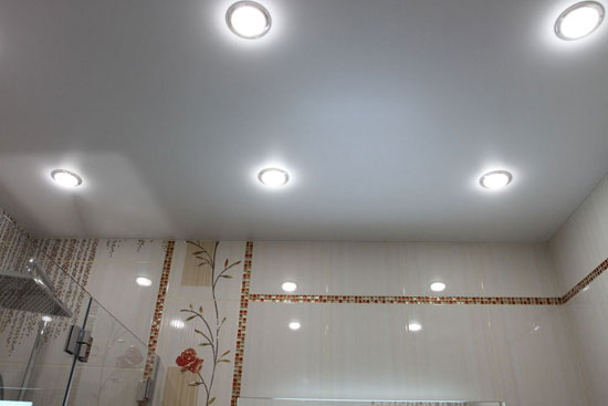 How to position the correct spotlights on the suspended ceiling