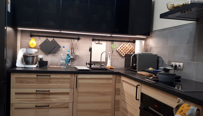 Kitchen cabinet lighting. 