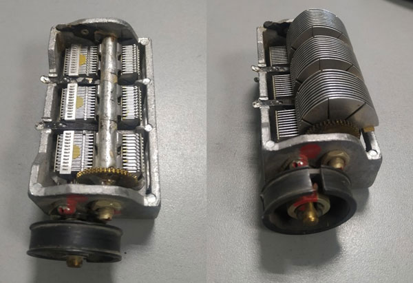 Variable capacitance capacitors.